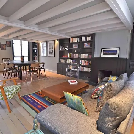 Grande Pomme Apartment *